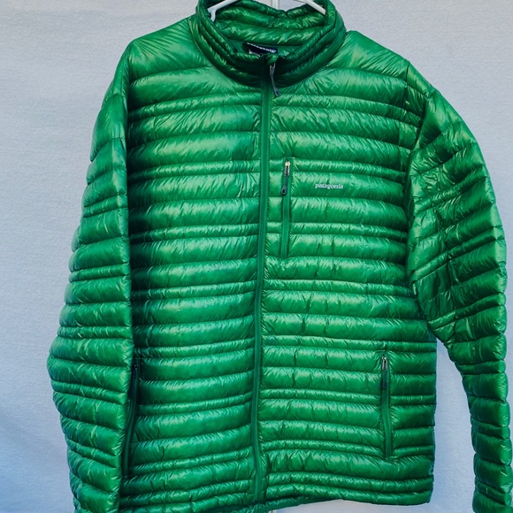patagonia lightweight down jacket